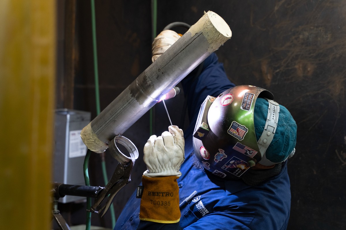 welding training jobs